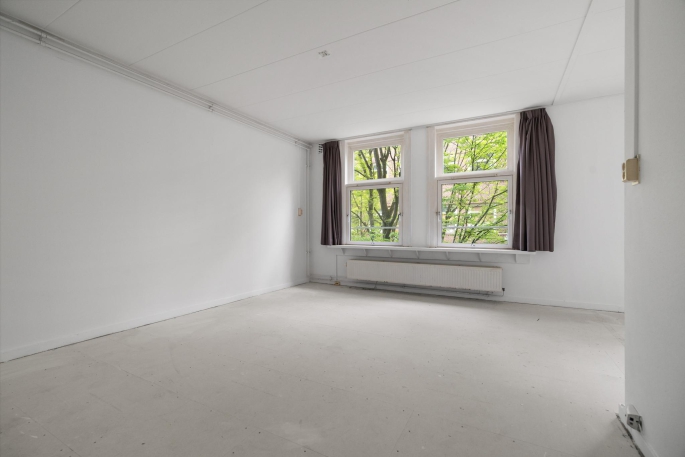 Kromme-Mijdrechtstraat 100 2, 1079 LD, Amsterdam