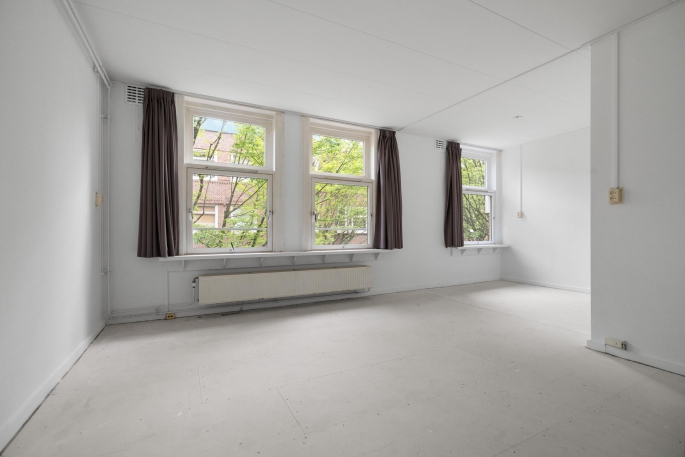 Kromme-Mijdrechtstraat 100 2, 1079 LD, Amsterdam