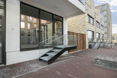 Nida Senffstraat 12, 1095 MX, Amsterdam