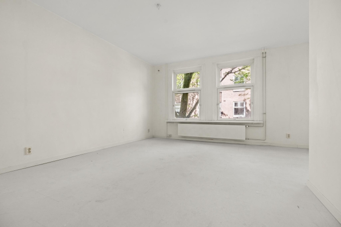 Kromme-Mijdrechtstraat 104 1, 1079 LD, Amsterdam