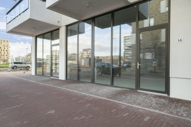 Nida Senffstraat 14, 1095 MX, Amsterdam
