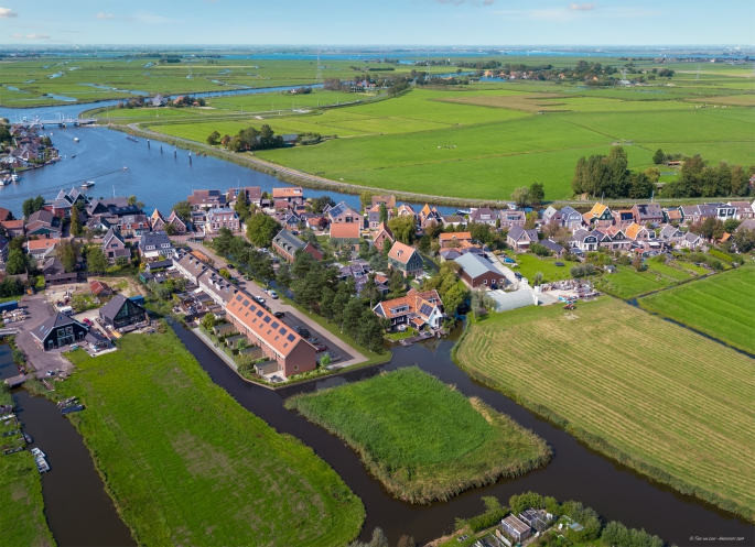 't Boerensluisje, Rijwoningen, Oostknollendam