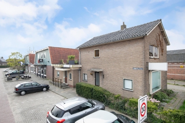 Dorpsstraat 9, 1121 BT, Landsmeer