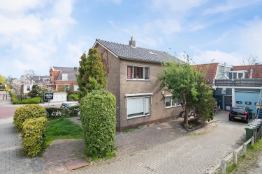 Dorpsstraat 9, 1121 BT, Landsmeer