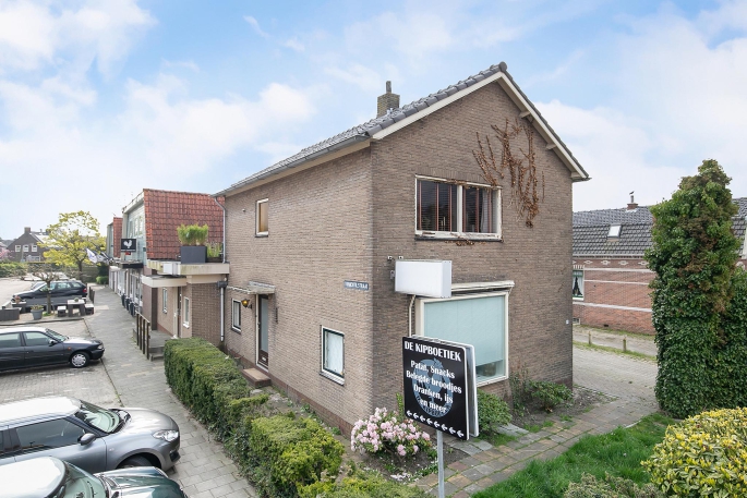 Dorpsstraat 9, 1121 BT, Landsmeer